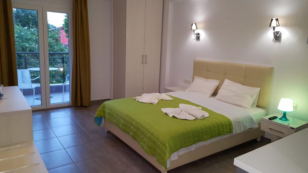 Aparthotel Oasis Exclusive Parga Exterior foto