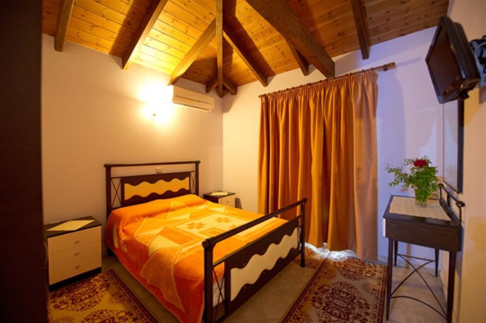 Aparthotel Oasis Exclusive Parga Exterior foto
