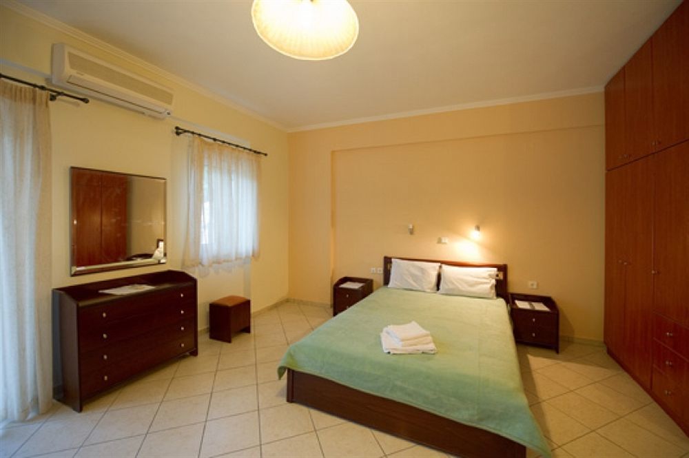 Aparthotel Oasis Exclusive Parga Exterior foto