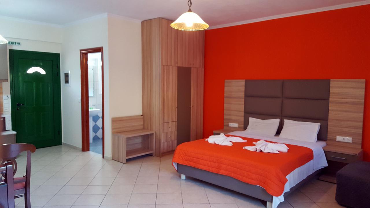 Aparthotel Oasis Exclusive Parga Zimmer foto