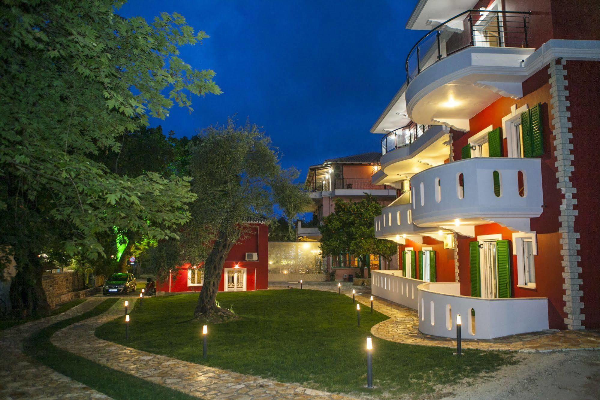 Aparthotel Oasis Exclusive Parga Exterior foto