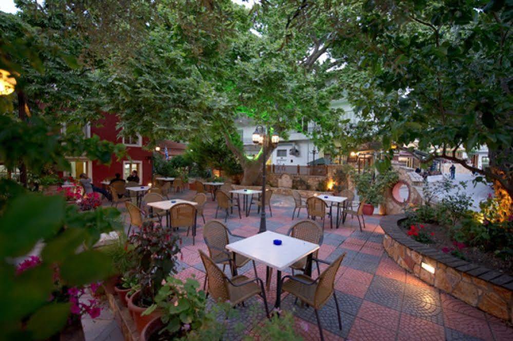 Aparthotel Oasis Exclusive Parga Exterior foto